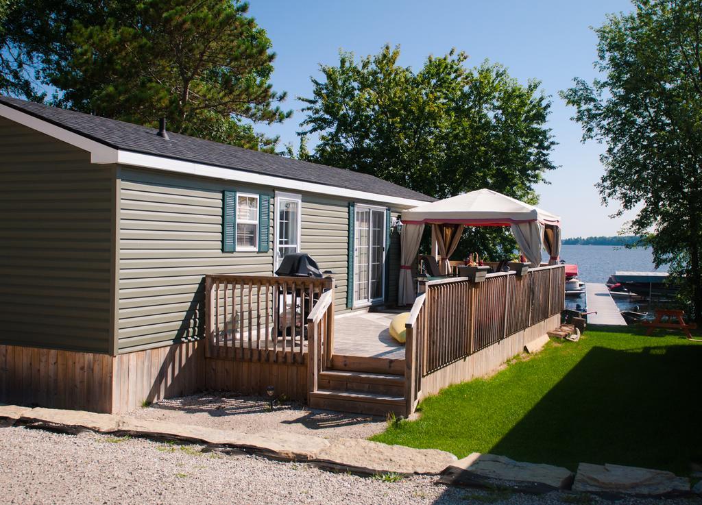 Mccreary'S Beach Resort Перт Экстерьер фото